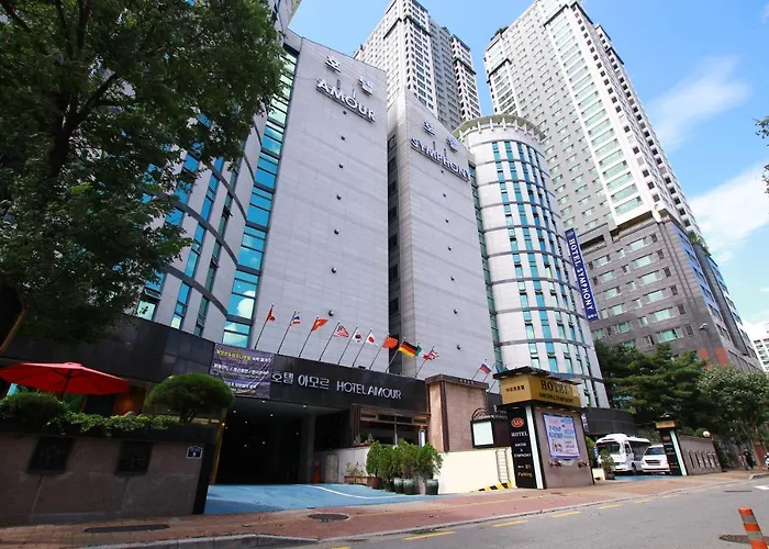 Amour Hotel