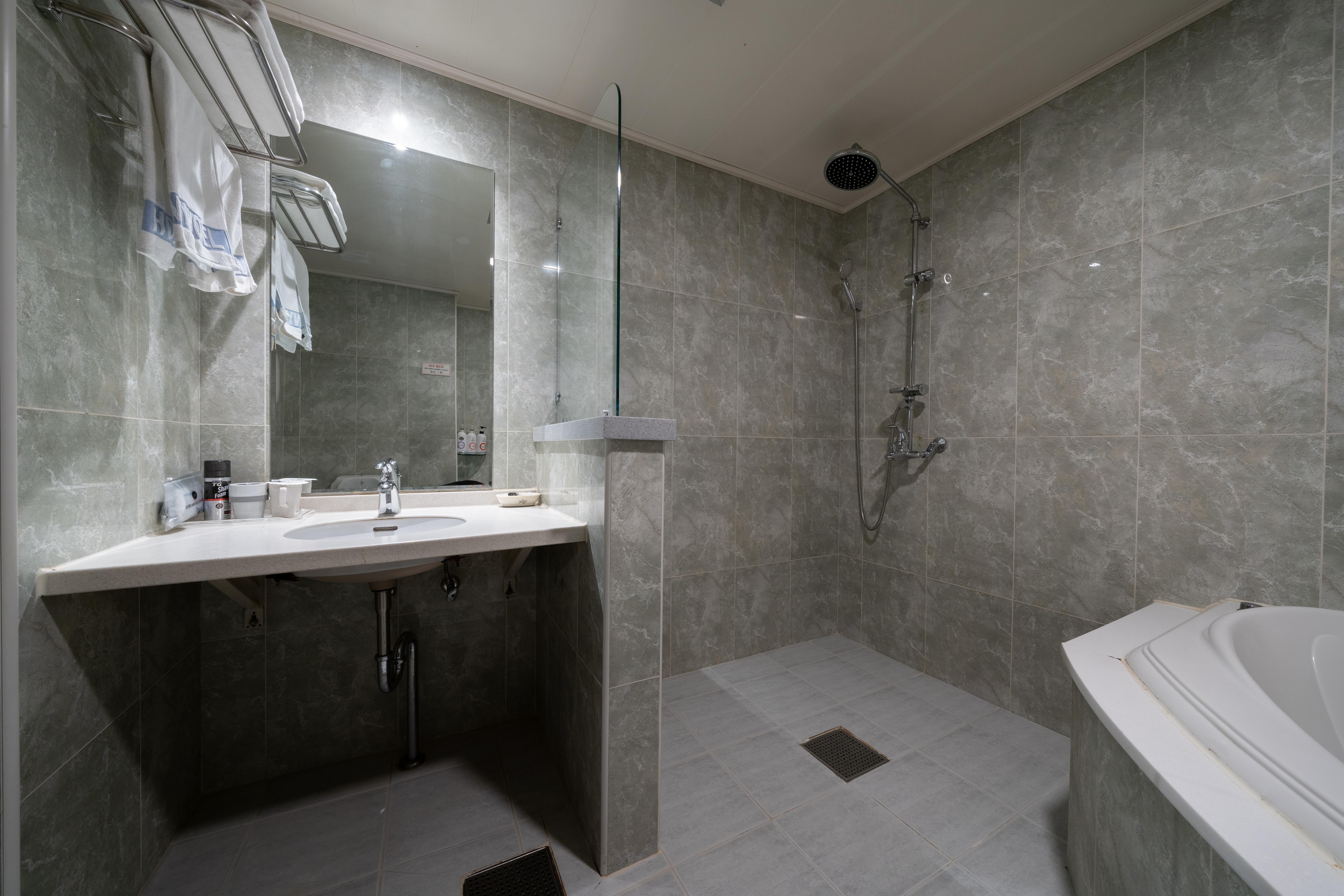 Amour Hotel