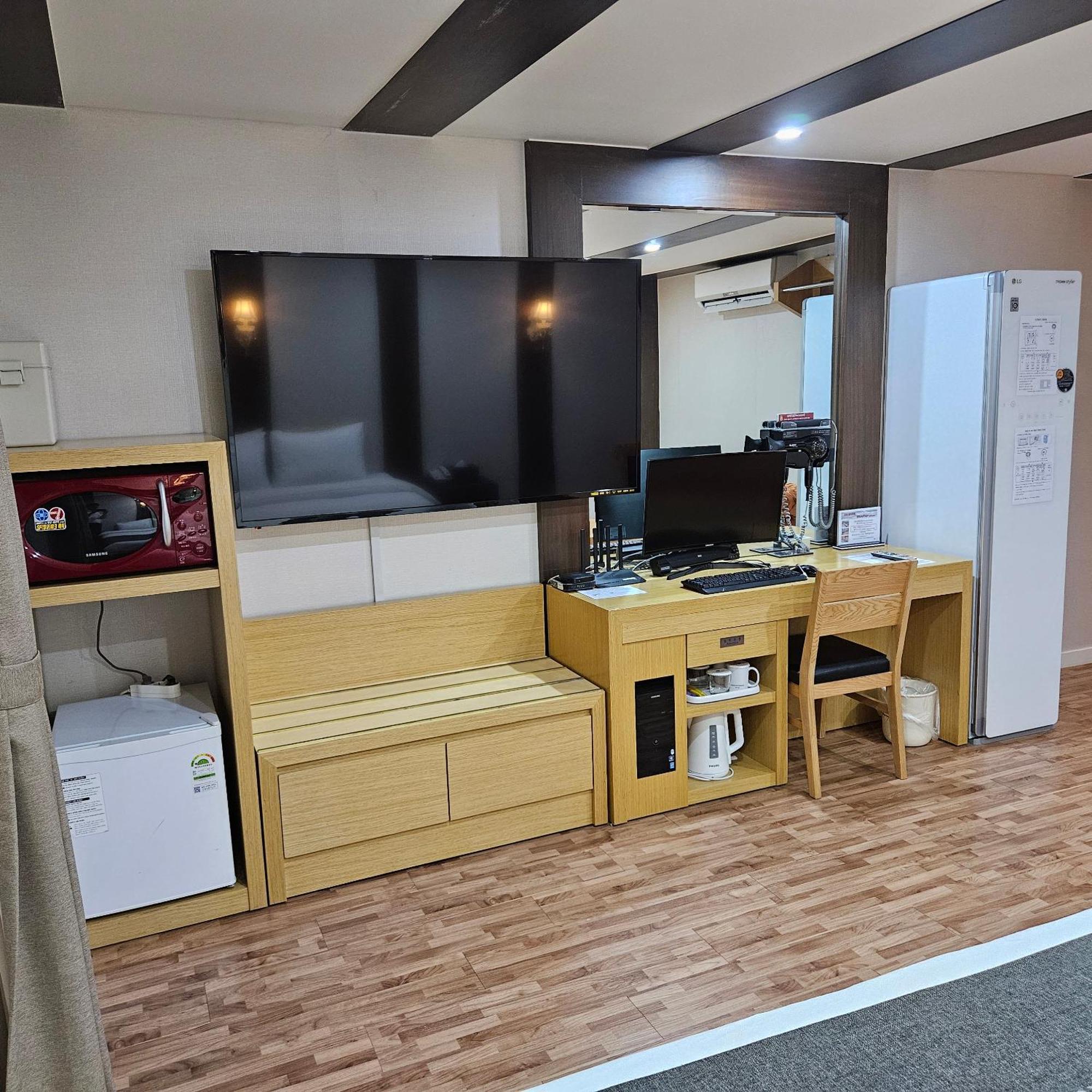 Amour Hotel Suwon