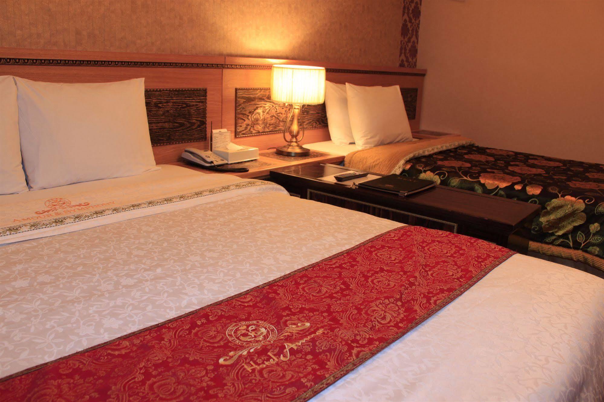 Hotel Amour Hotel 3*