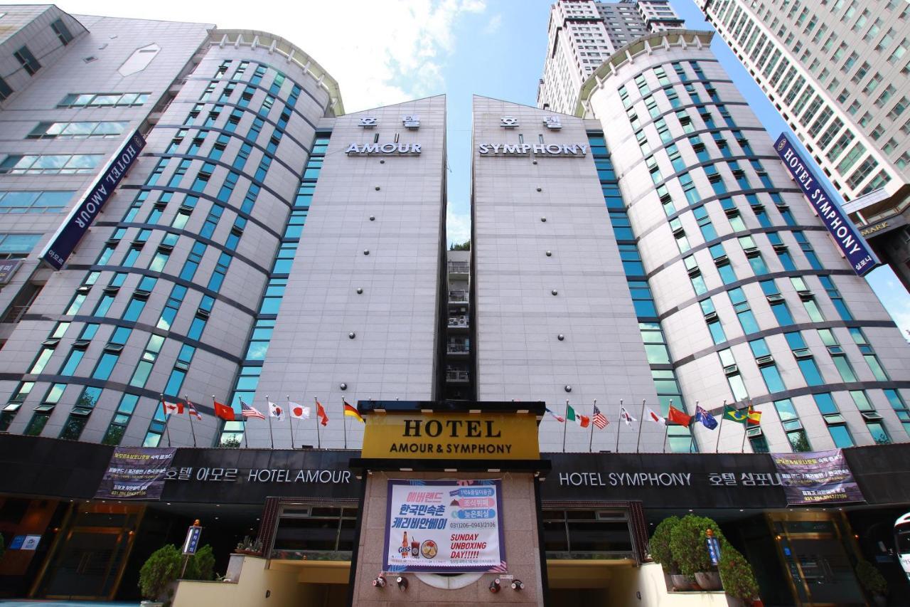 Amour Hotel Hotel 3*